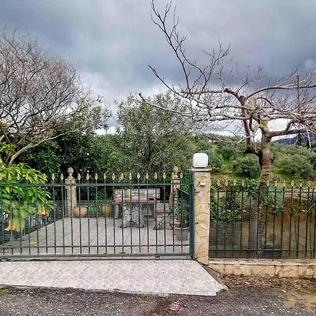 5pax Big Ground Floor Apartment