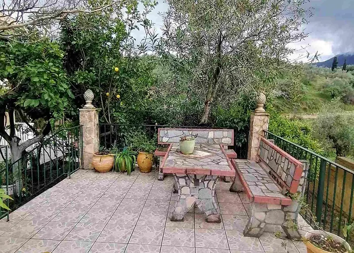 5pax Big Ground Floor Apartment