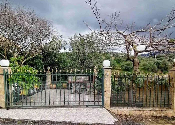 5pax Big Ground Floor Apartment